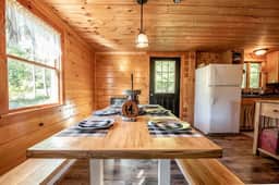 Off-Grid Cabin | Peaceful | Peakaboo Mountain View