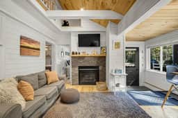 Family Cottage |Beach + Paddleboards|Winnipesaukee
