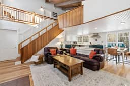 Peaceful|Spacious| Lakes Region Retreat