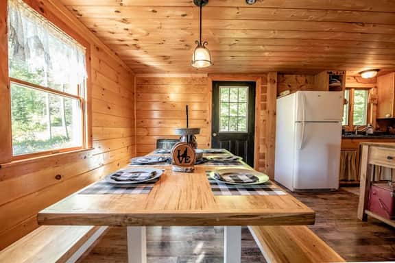 Off-Grid Cabin | Peaceful | Peakaboo Mountain View