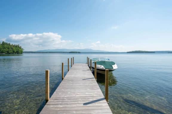 Island Escape | Views + Kayak | Winnipesaukee