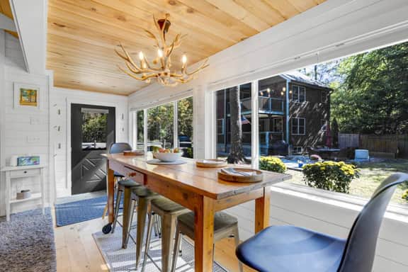 Family Cottage |Beach + Paddleboards|Winnipesaukee