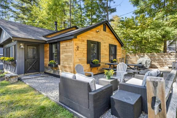 Family Cottage |Beach + Paddleboards|Winnipesaukee