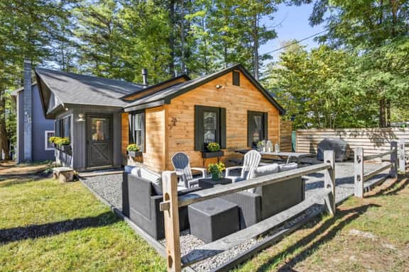 Family Cottage |Beach + Paddleboards|Winnipesaukee