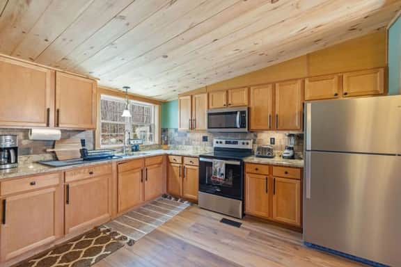 Peaceful Lakes Region Escape| Boat Dock Option