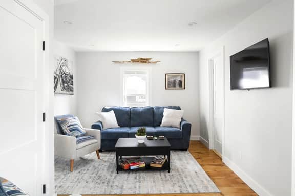 Weirs Beach Cottage | Lake Winnipesaukee Escape